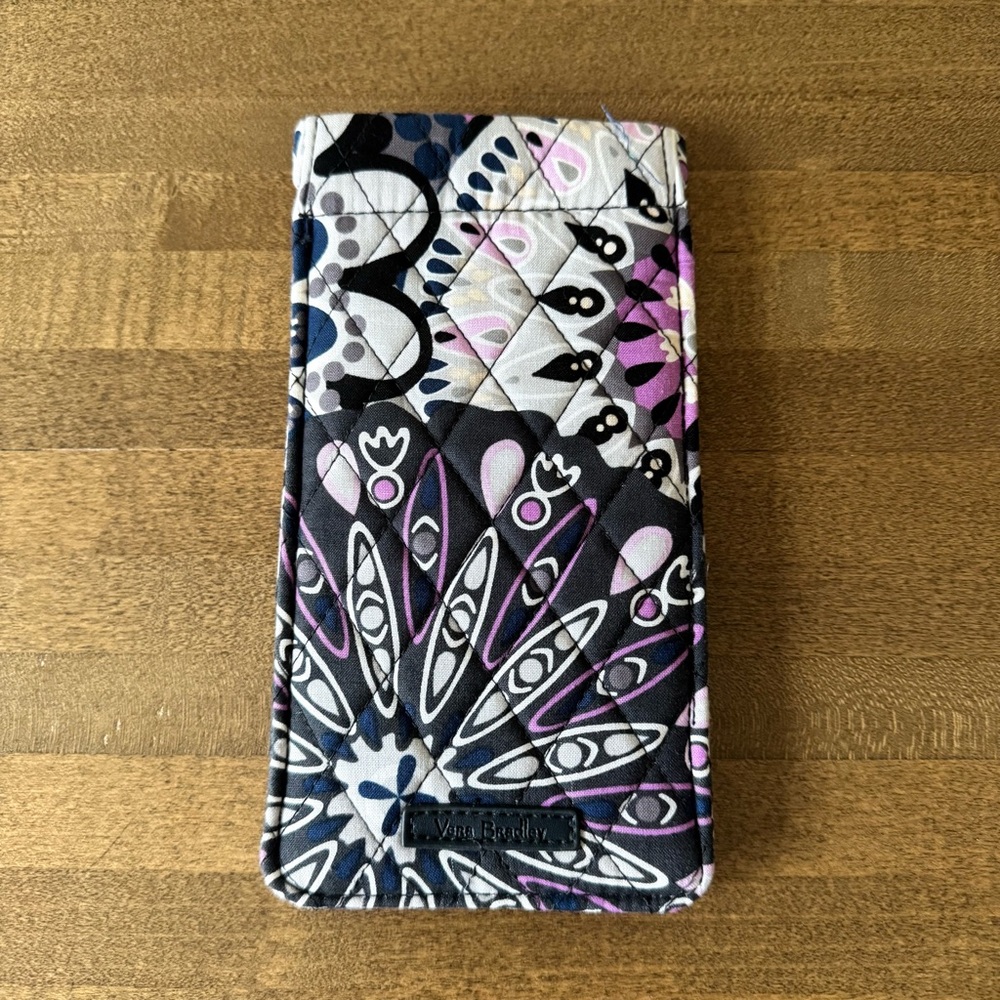 Vera Bradley Sunglasses Sleeve in Mimosa Medallion